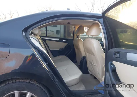 2014 Volkswagen Jetta 1.8T Se from USA, damaged, VIN 3VWD07AJ3EM304071